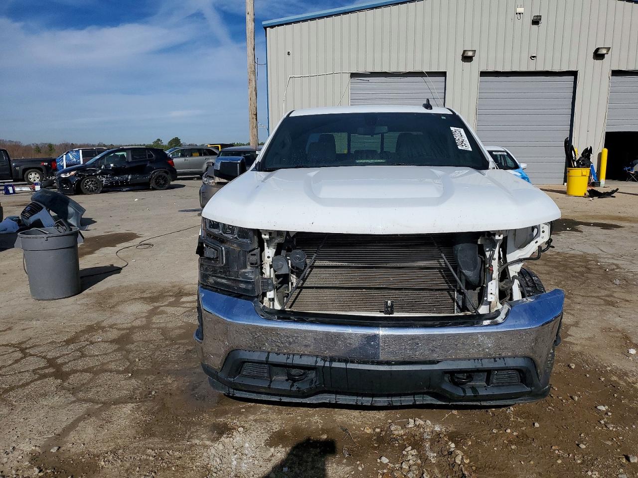 2019 CHEVROLET SILVERADO K1500 LT photo 5