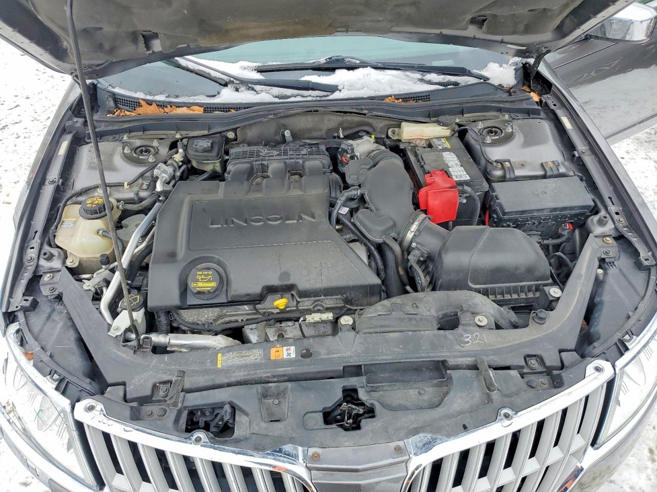2011 LINCOLN MKZ photo 11