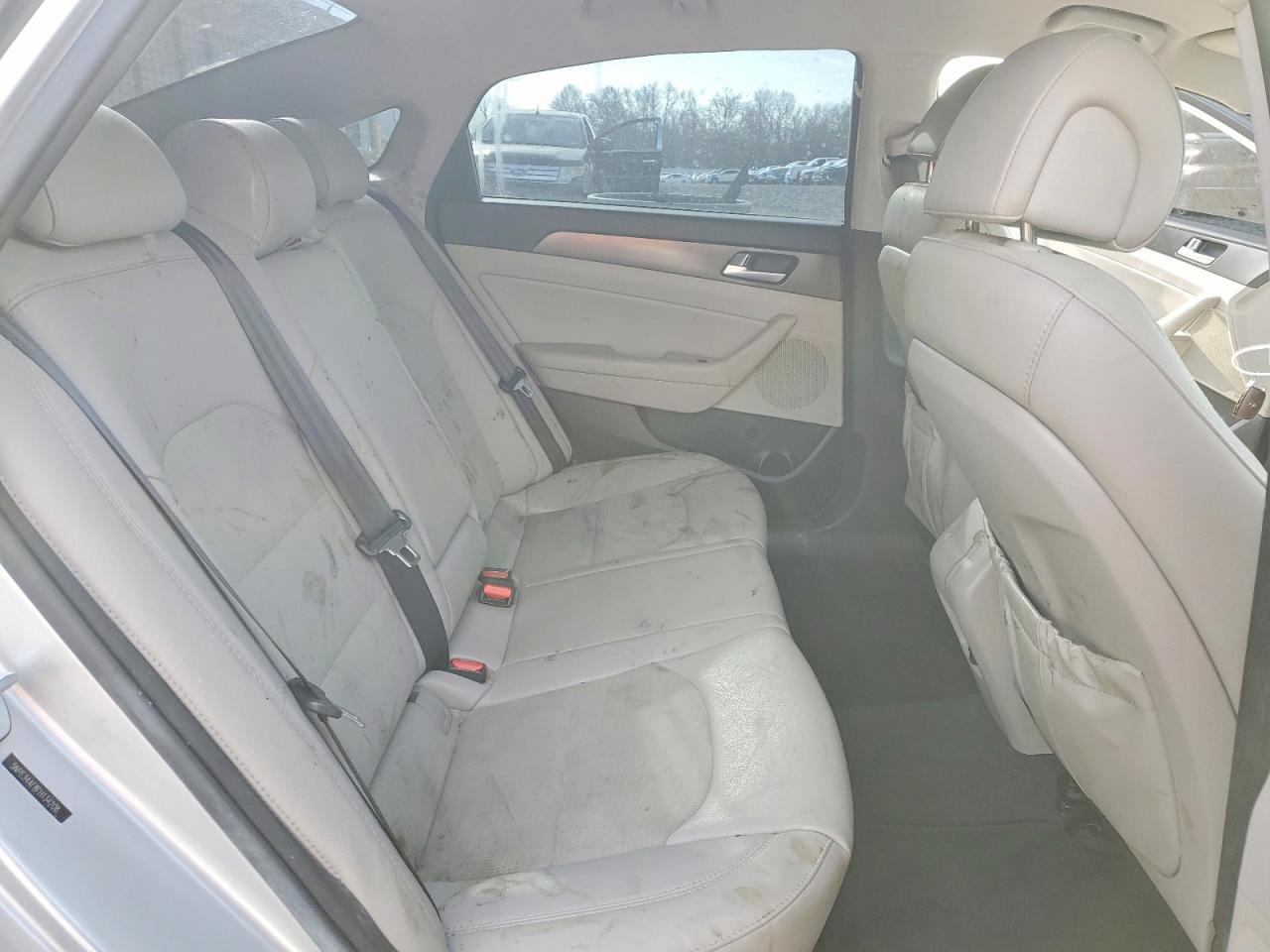 2015 HYUNDAI SONATA SPORT photo 19