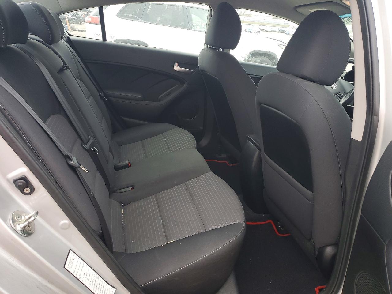 2018 KIA FORTE LX photo 10