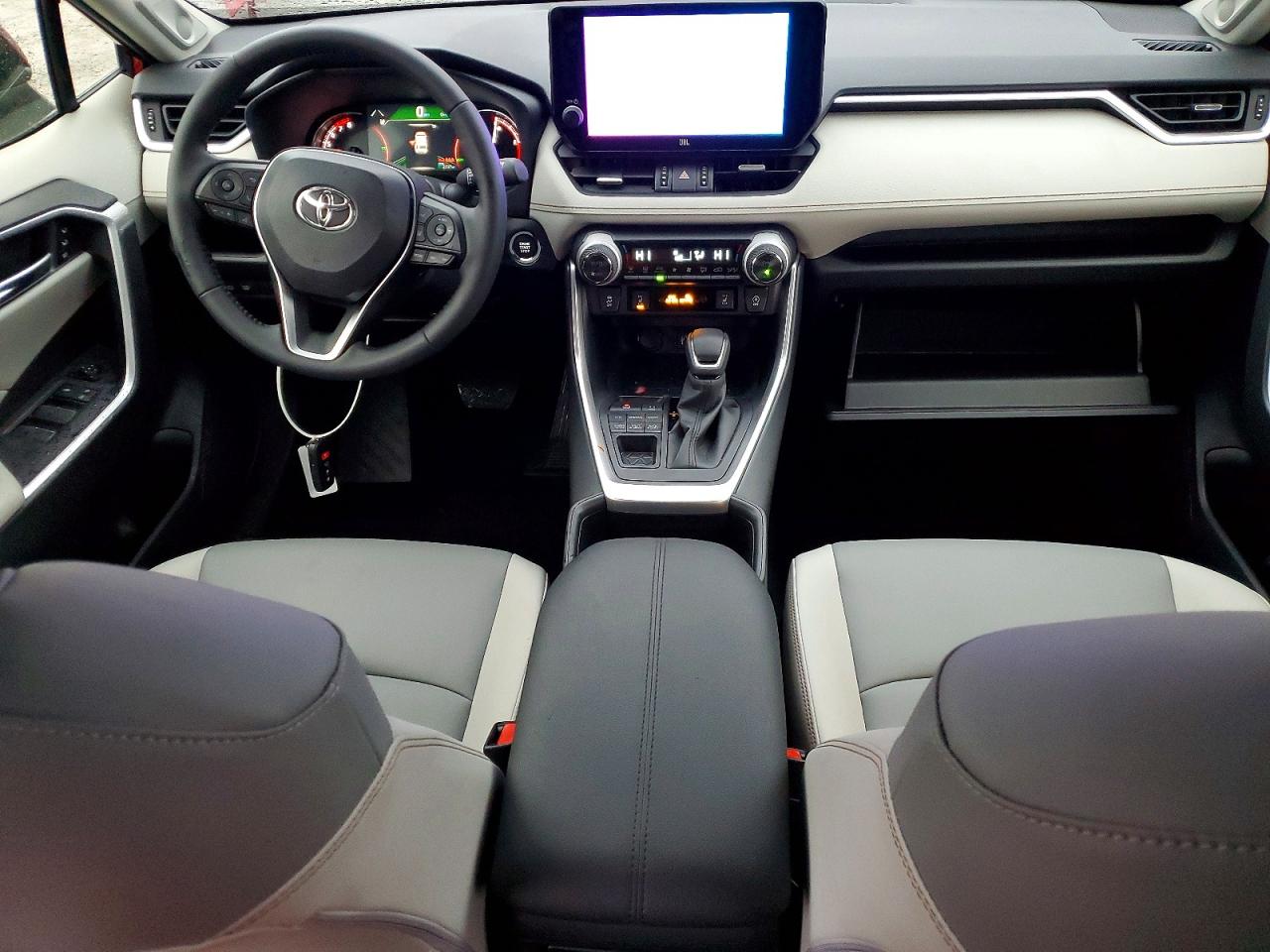 2025 TOYOTA RAV4 XLE PREMIUM photo 8