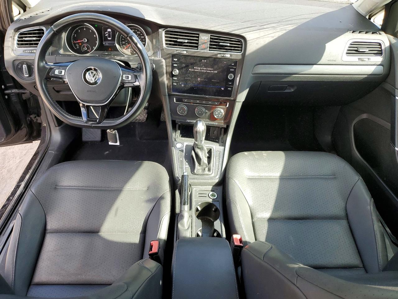 2019 VOLKSWAGEN GOLF SPORTWAGEN S photo 8