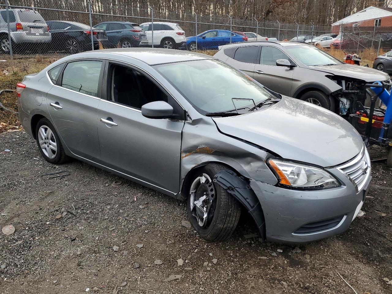 2014 NISSAN SENTRA S photo 4