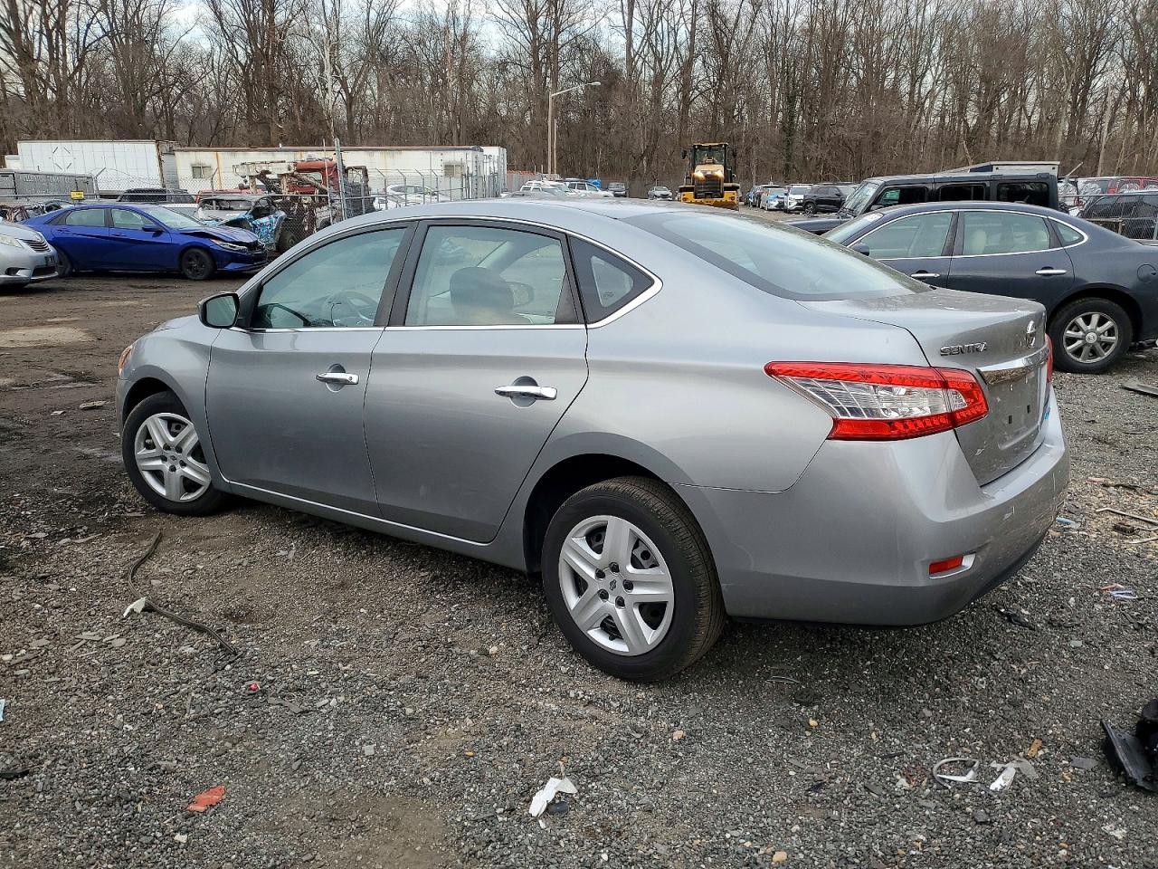 2014 NISSAN SENTRA S photo 2
