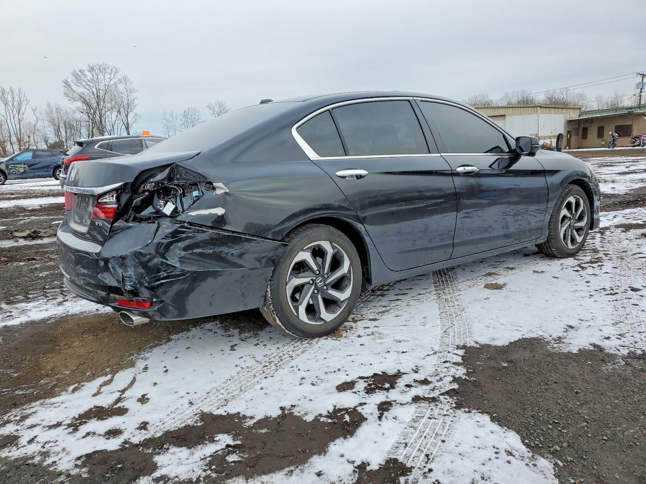 2017 HONDA ACCORD EXL photo 3