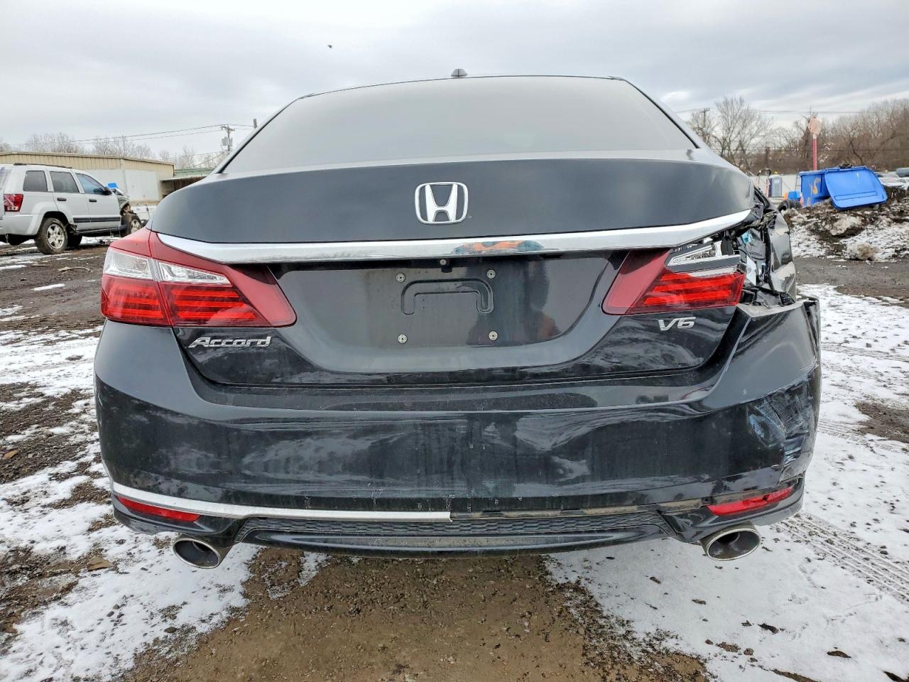 2017 HONDA ACCORD EXL photo 6