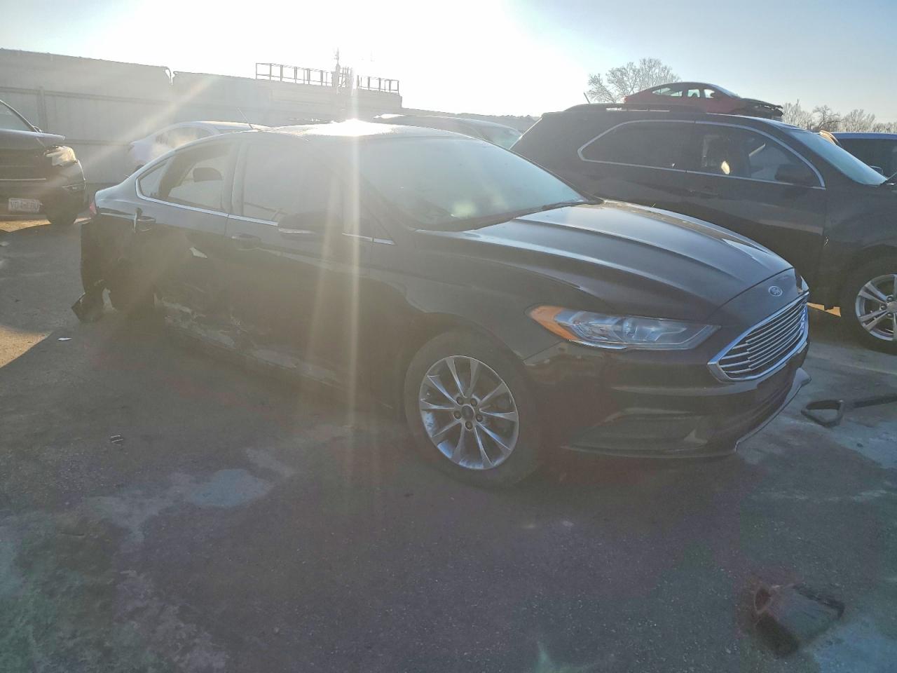 2017 FORD FUSION SE photo 4