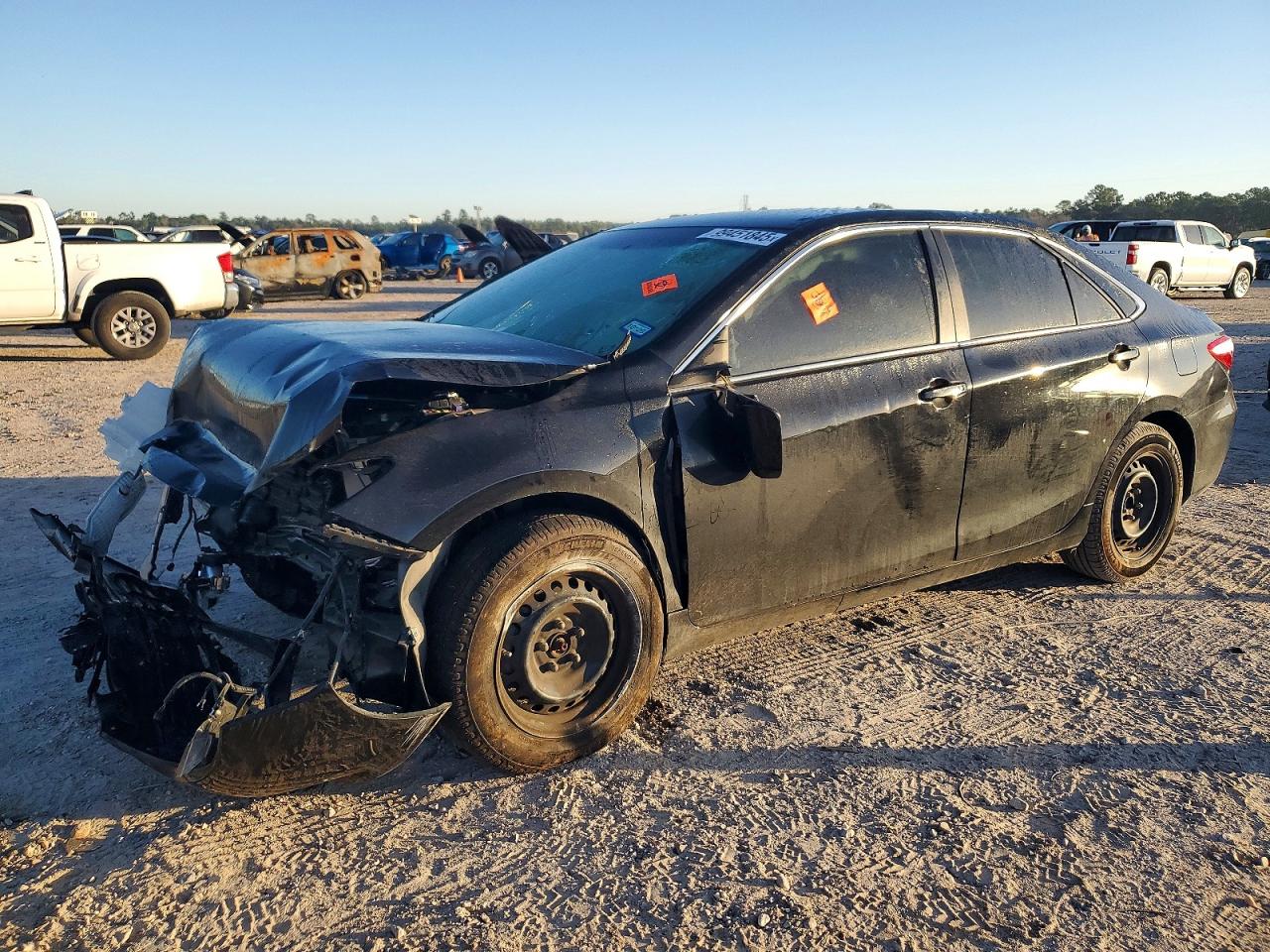 2016 TOYOTA CAMRY