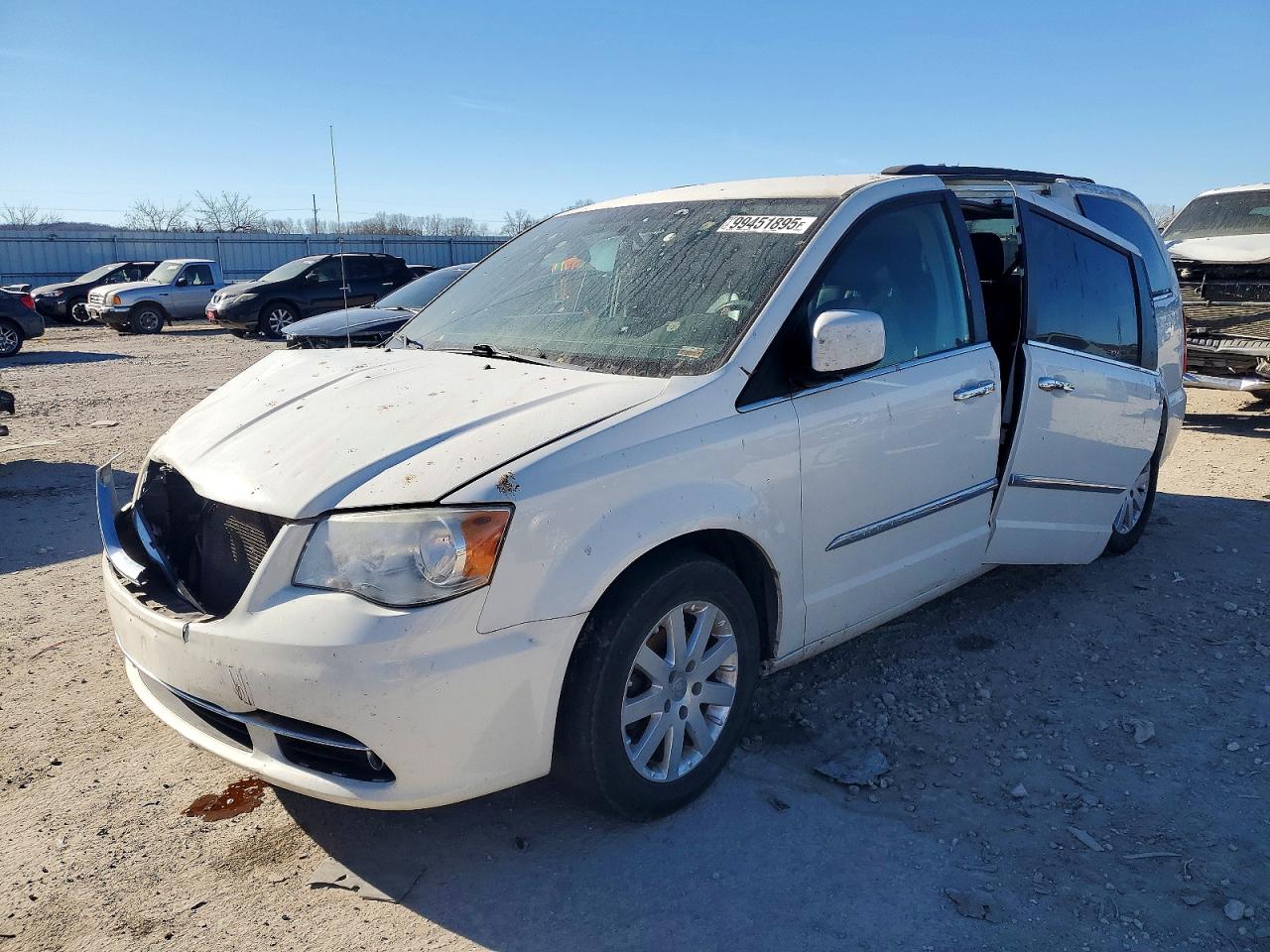 2011 CHRYSLER TOWN & COUNTRY