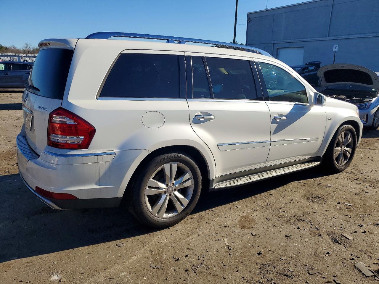 2011 MERCEDES-BENZ GL 350 BLUETEC photo 7