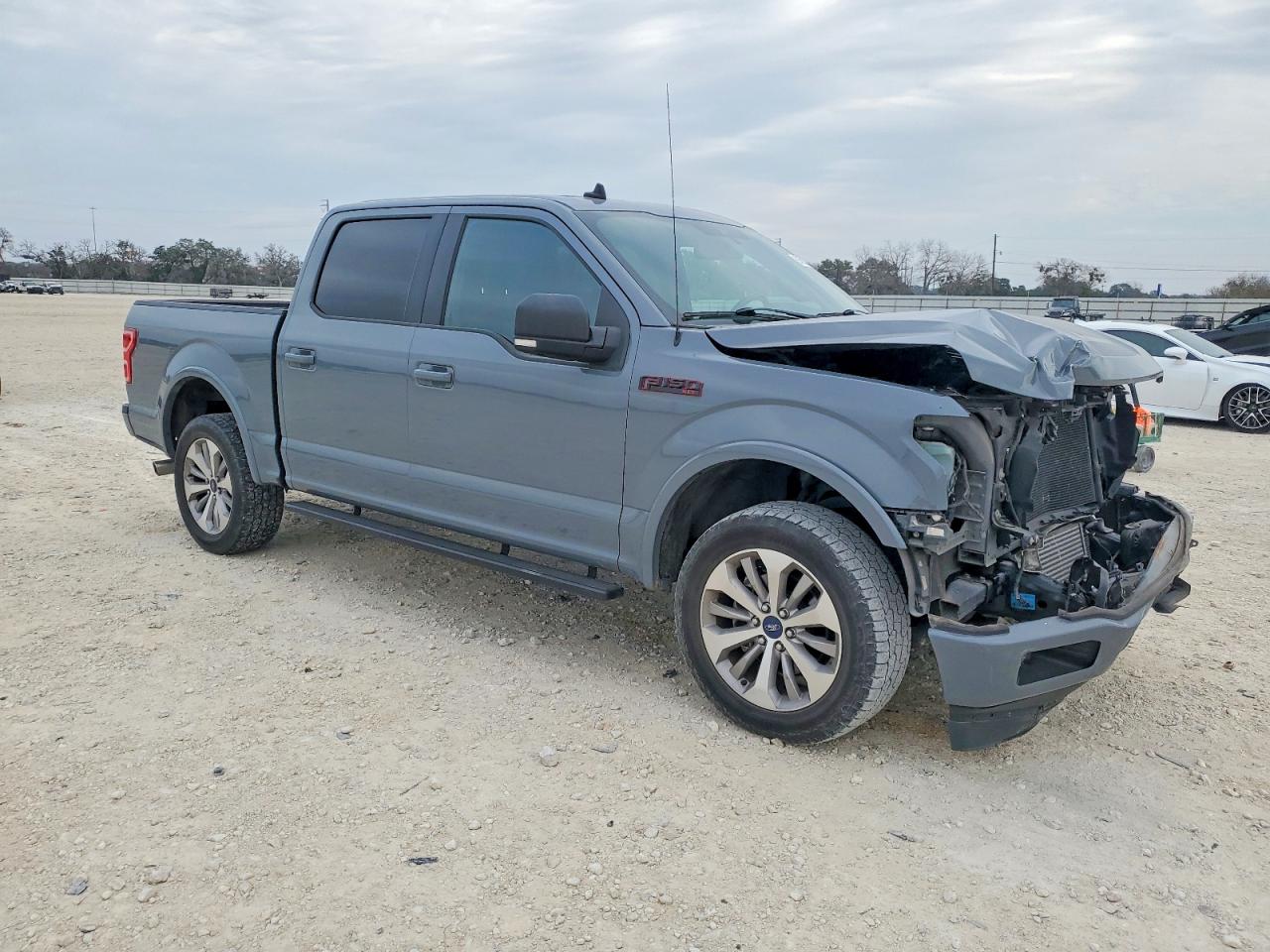 2019 FORD F150 SUPERCREW photo 4