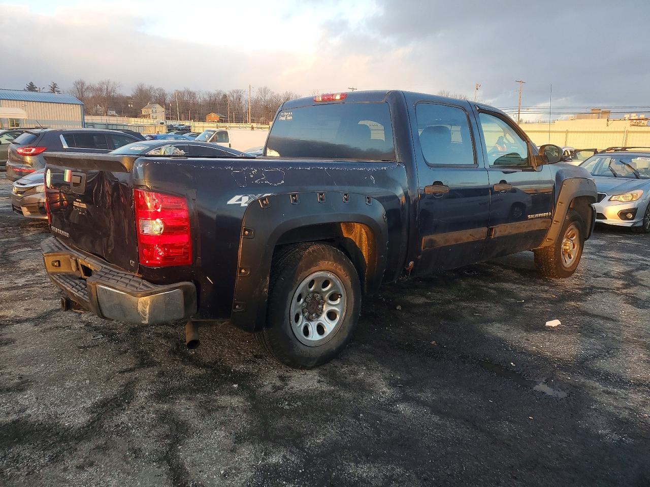 2007 CHEVROLET SILVERADO K1500 CREW CAB photo 3