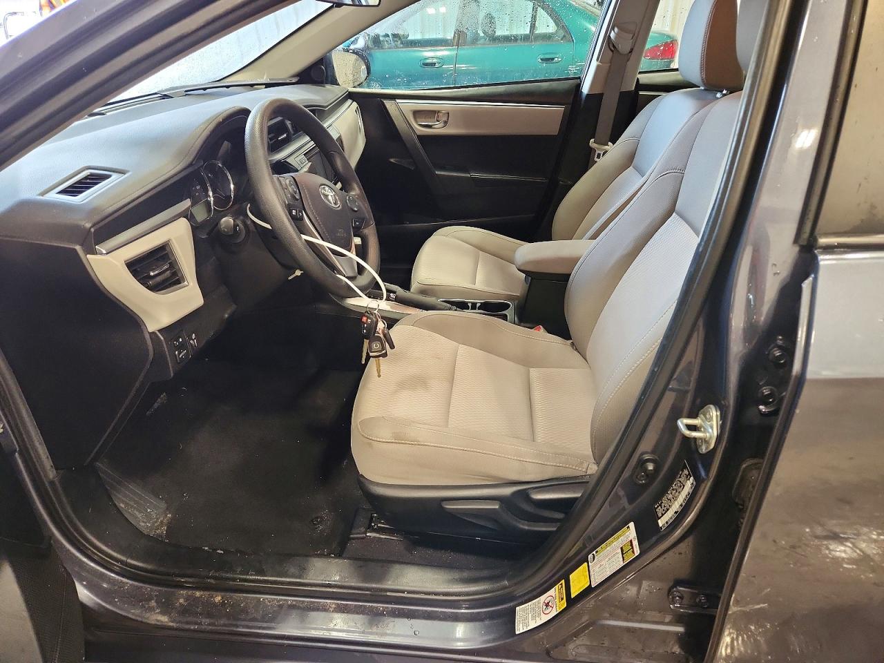 2015 TOYOTA COROLLA L photo 7