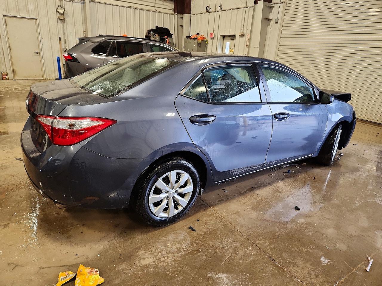 2015 TOYOTA COROLLA L photo 3