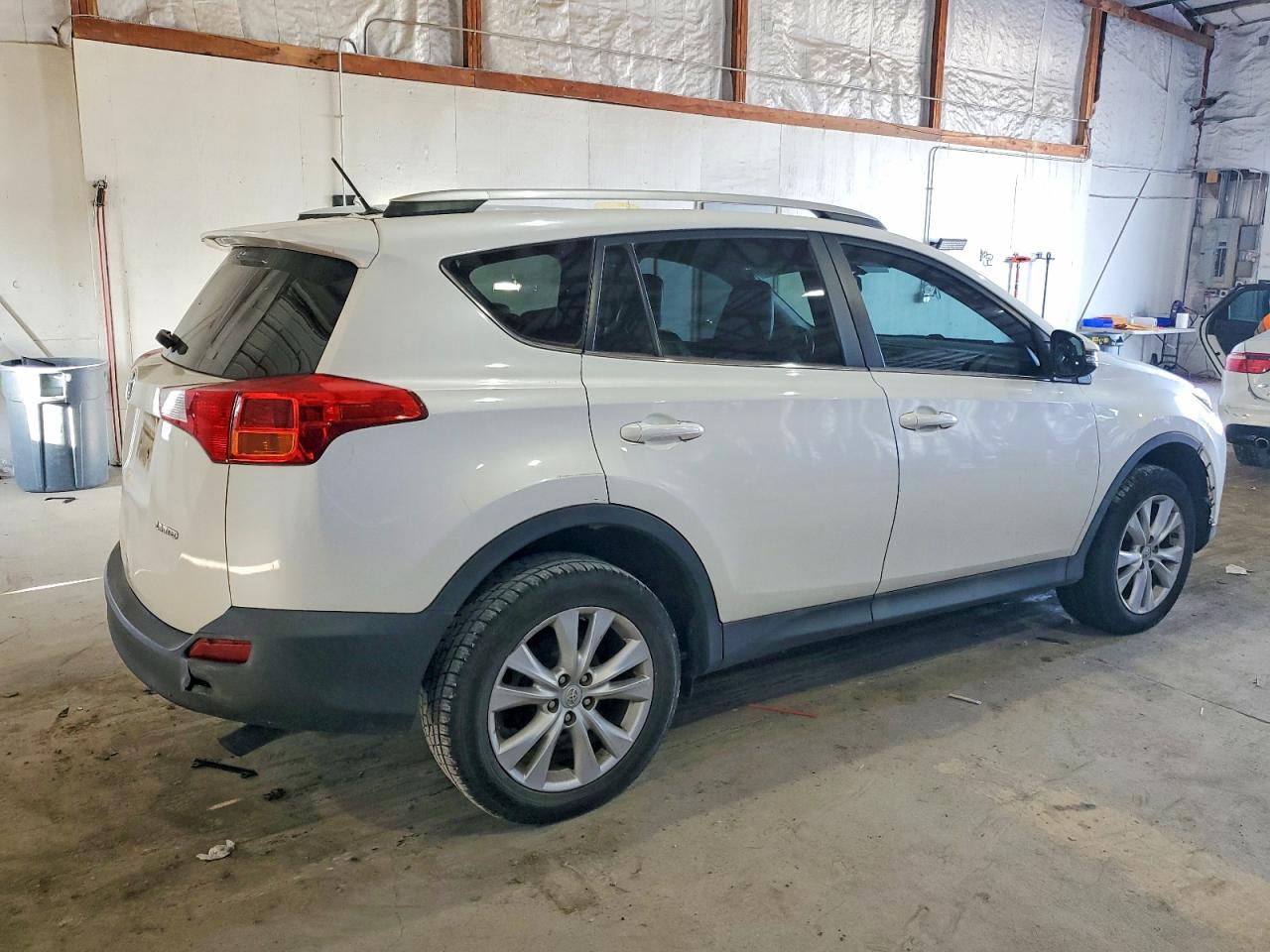 2013 TOYOTA RAV4 LIMITED photo 5