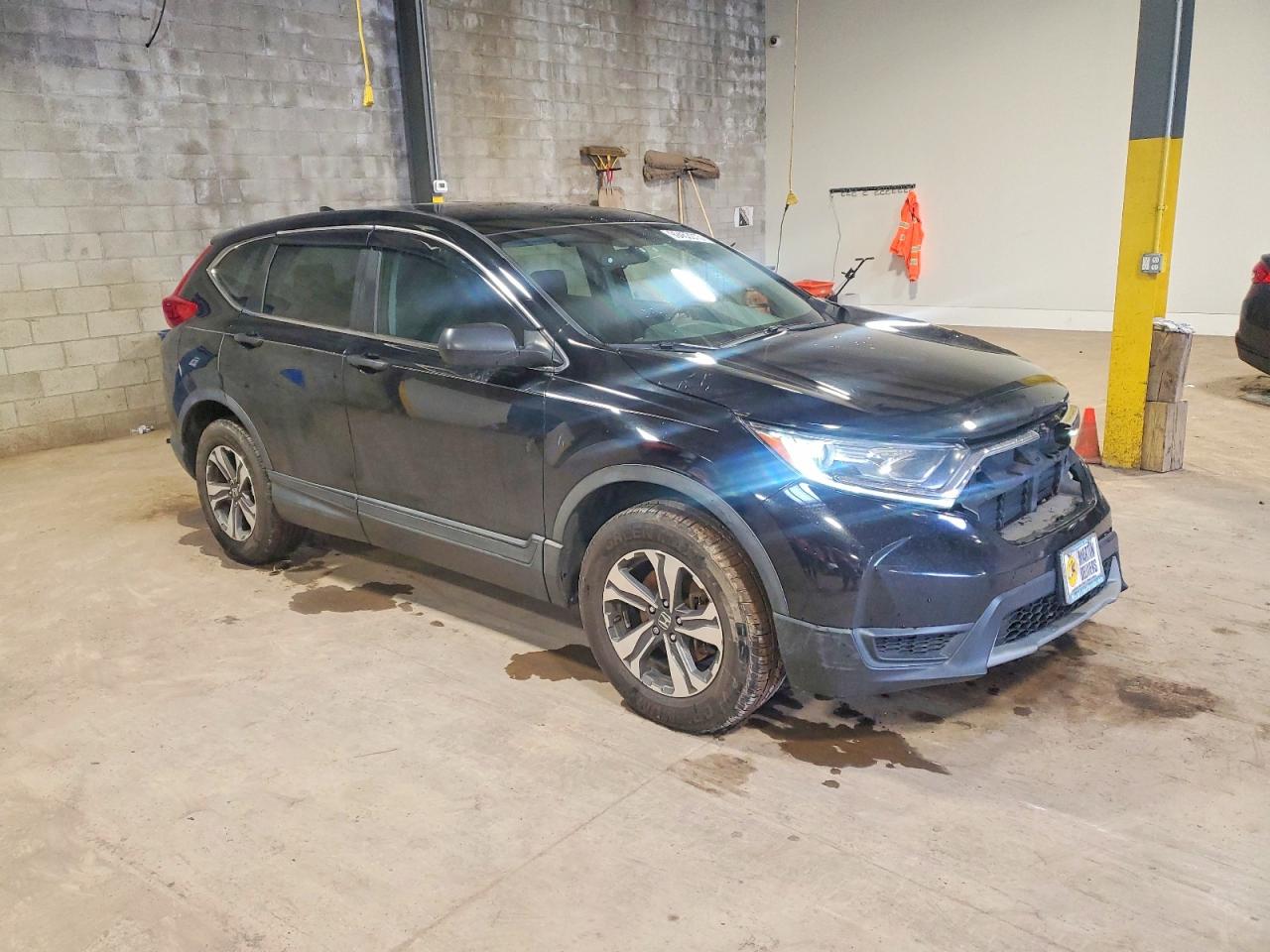2018 HONDA CR-V LX photo 4