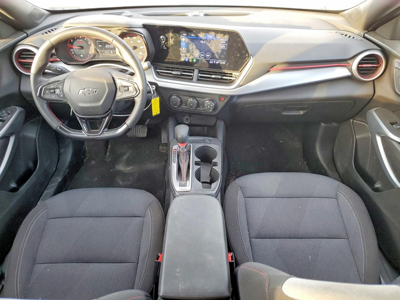 2025 CHEVROLET TRAX 1RS photo 8