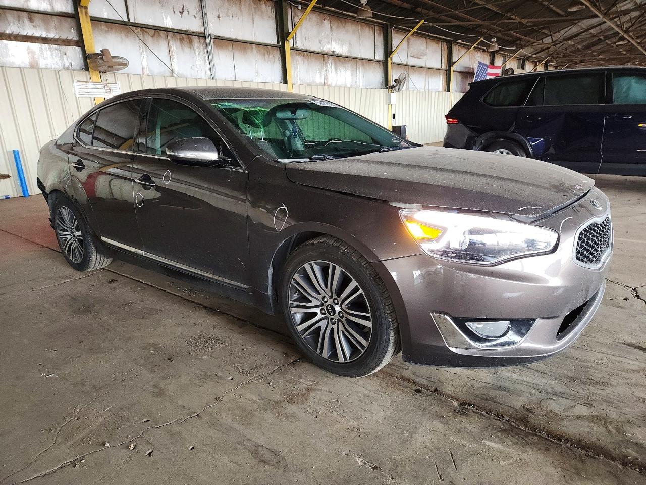 2014 KIA CADENZA PREMIUM photo 4