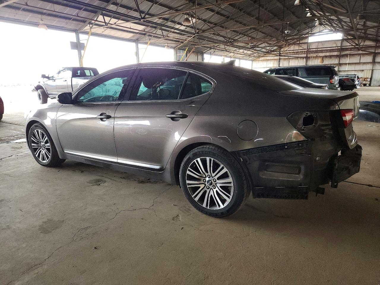 2014 KIA CADENZA PREMIUM photo 2