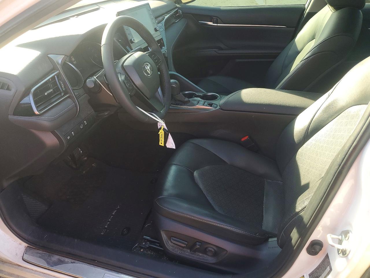 2023 TOYOTA CAMRY XSE photo 7