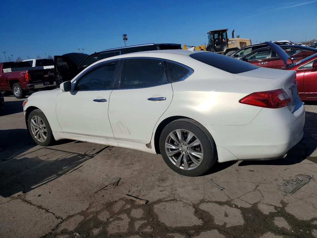 2011 INFINITI M37 X photo 2