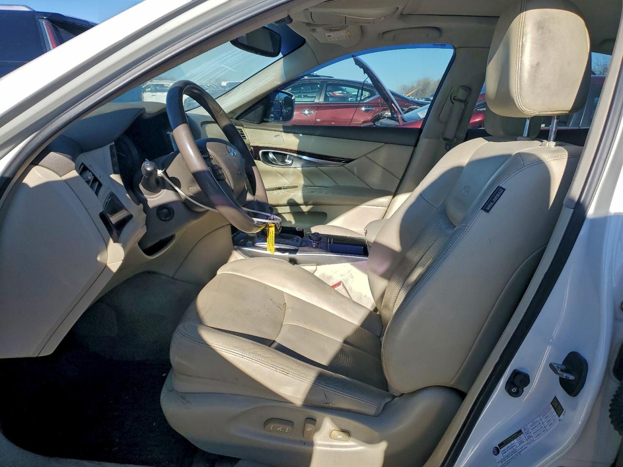 2011 INFINITI M37 X photo 7