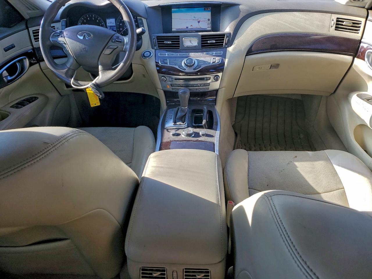 2011 INFINITI M37 X photo 8