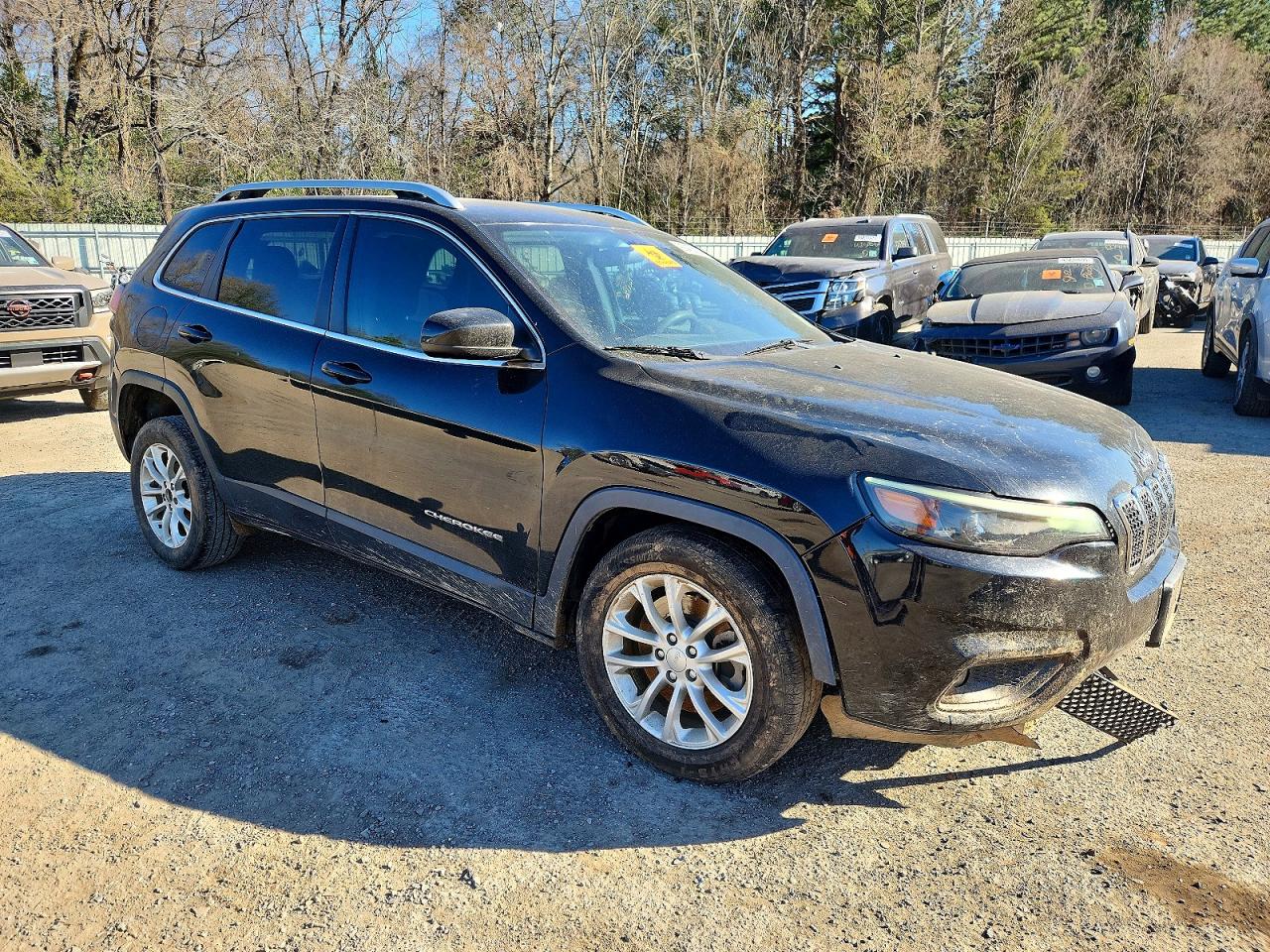 2019 JEEP CHEROKEE LATITUDE photo 4
