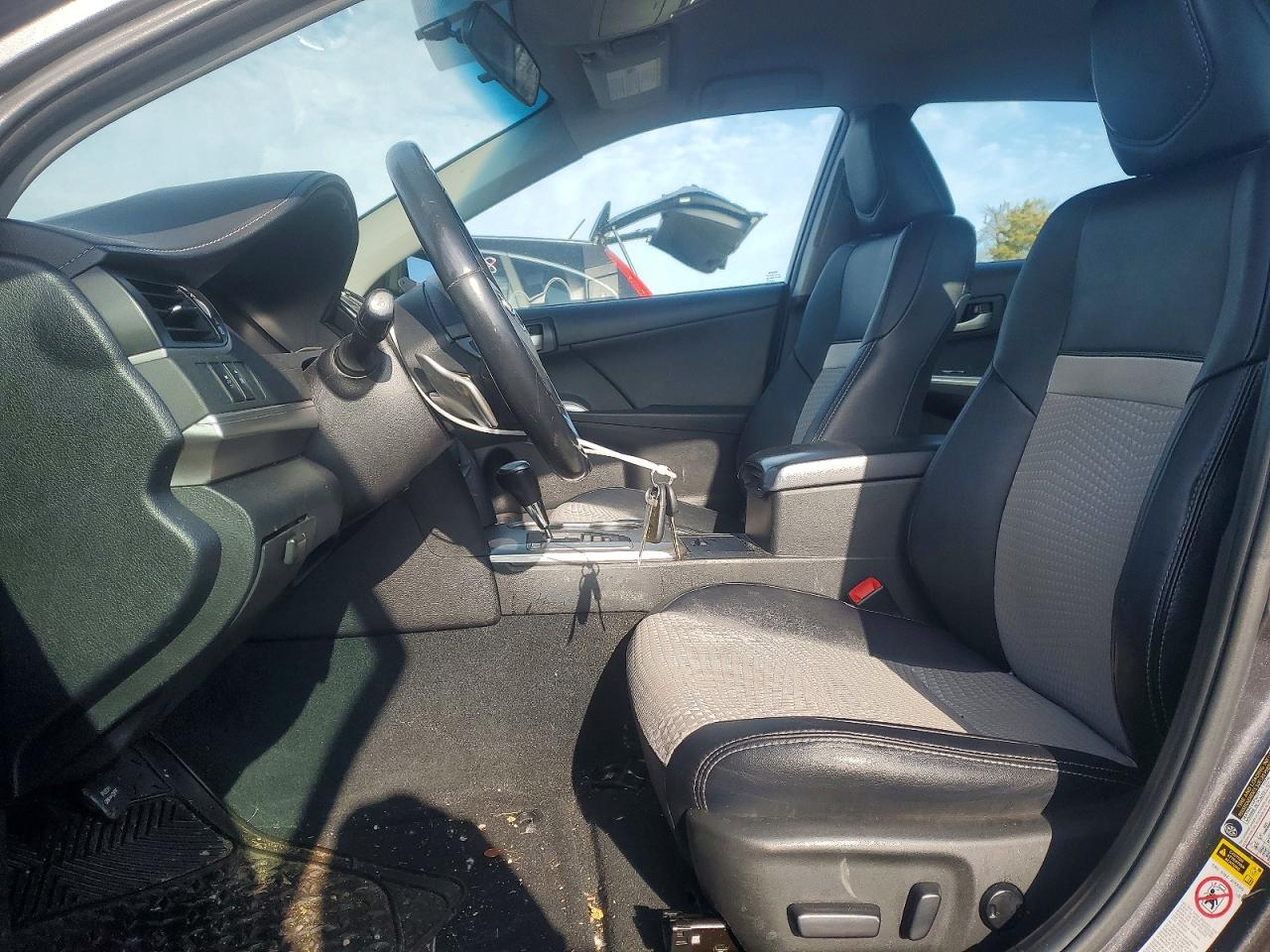 2013 TOYOTA CAMRY L photo 7