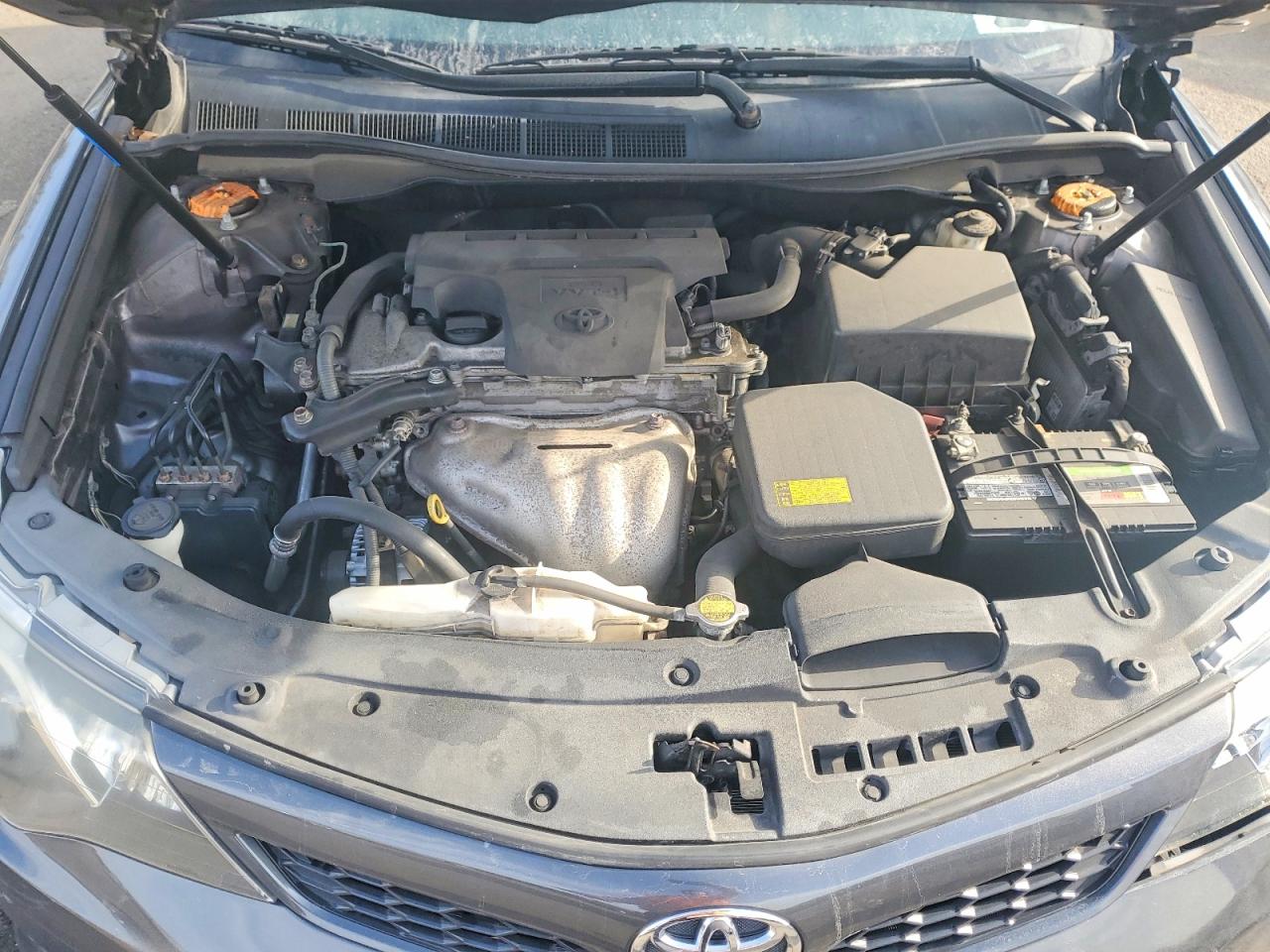 2013 TOYOTA CAMRY L photo 11