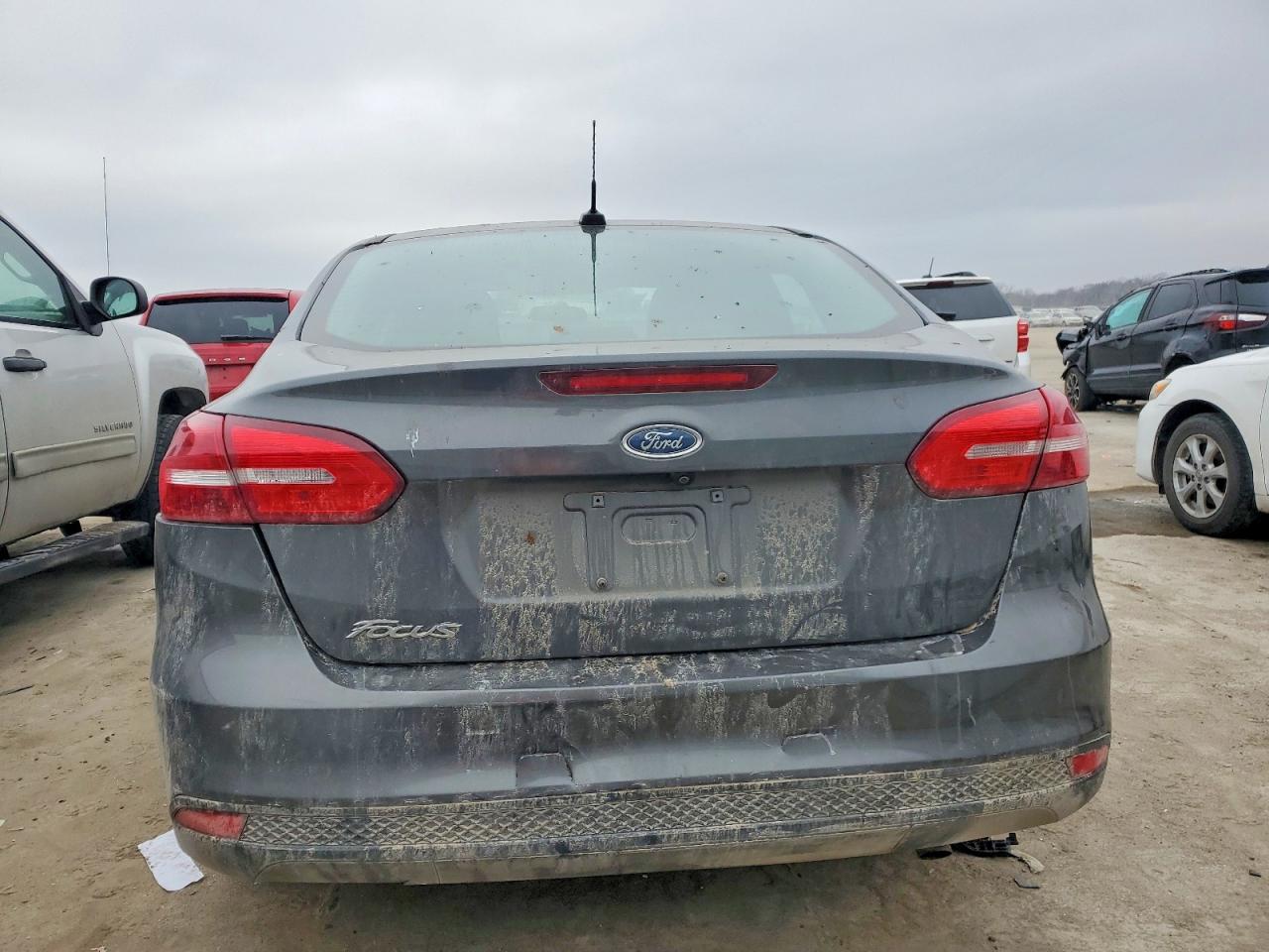2017 FORD FOCUS S photo 6