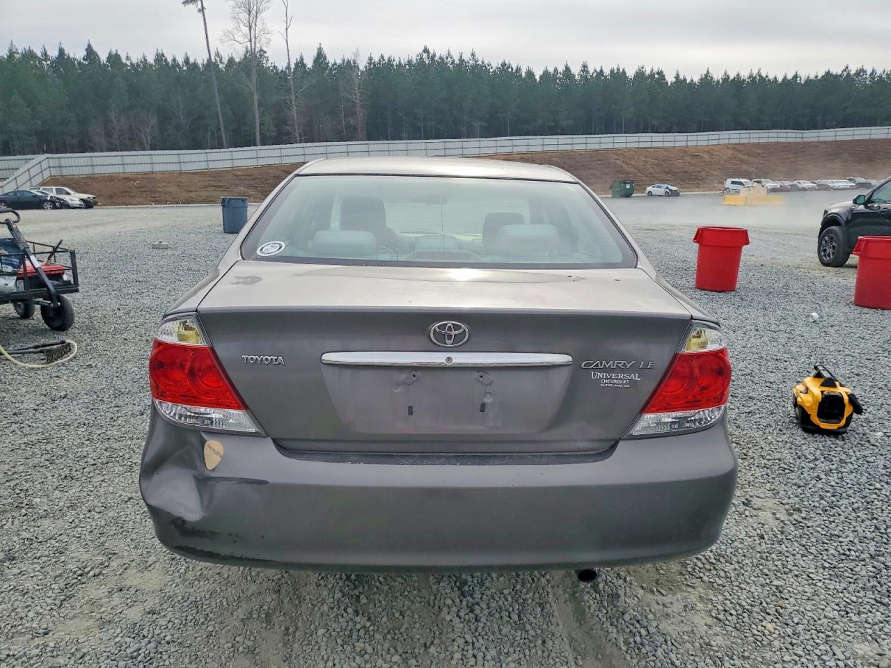 2005 TOYOTA CAMRY LE photo 6