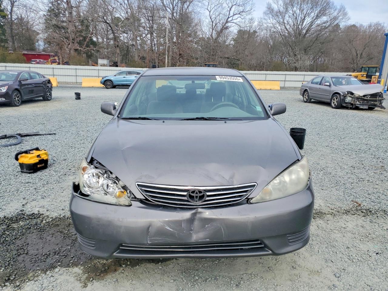 2005 TOYOTA CAMRY LE photo 5