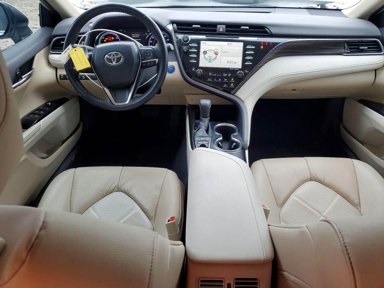 2019 TOYOTA CAMRY HYBRID photo 15