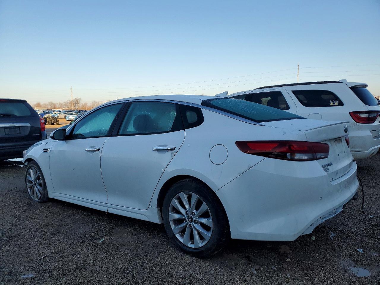 2018 KIA OPTIMA LX photo 2