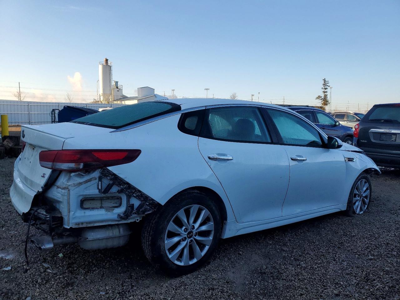 2018 KIA OPTIMA LX photo 3