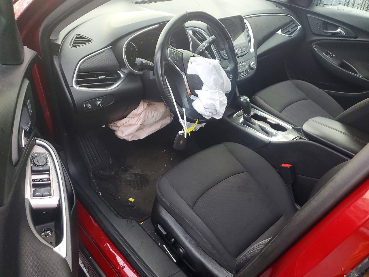 2018 CHEVROLET MALIBU LT photo 8
