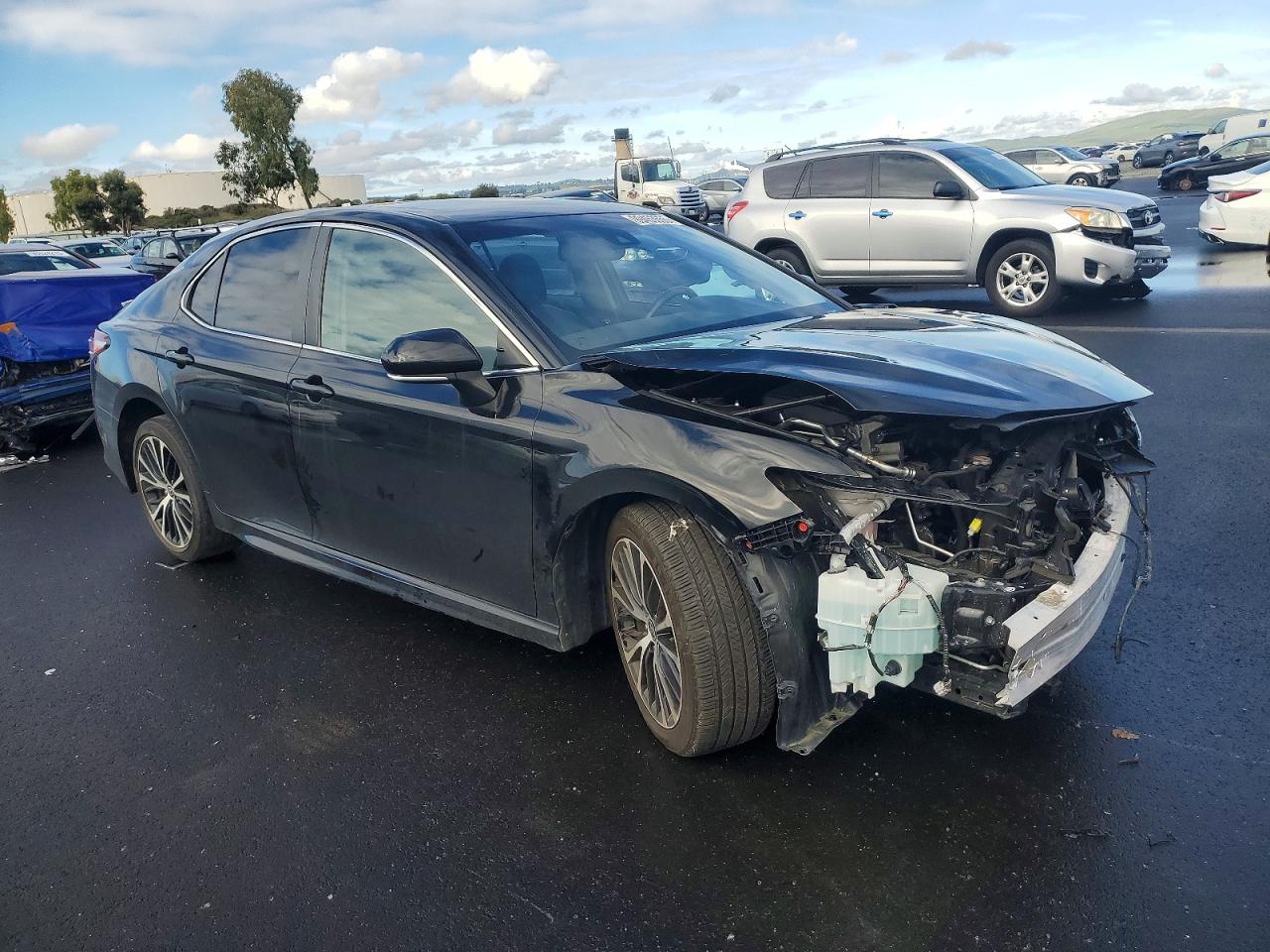 2020 TOYOTA CAMRY SE photo 7