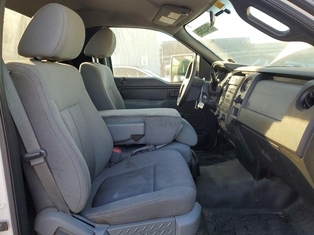 2013 FORD F150 photo 19