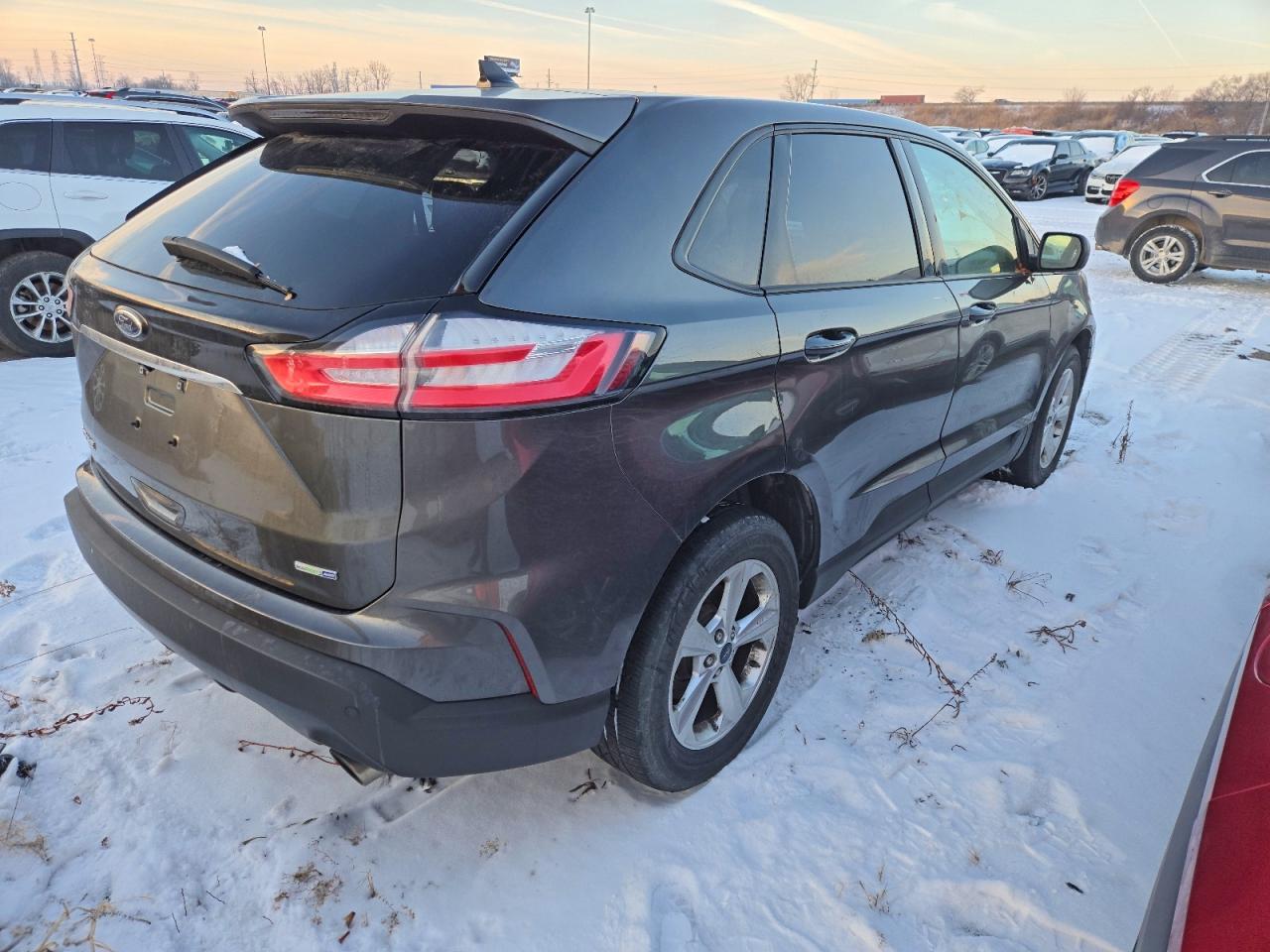 2019 FORD EDGE SE photo 3