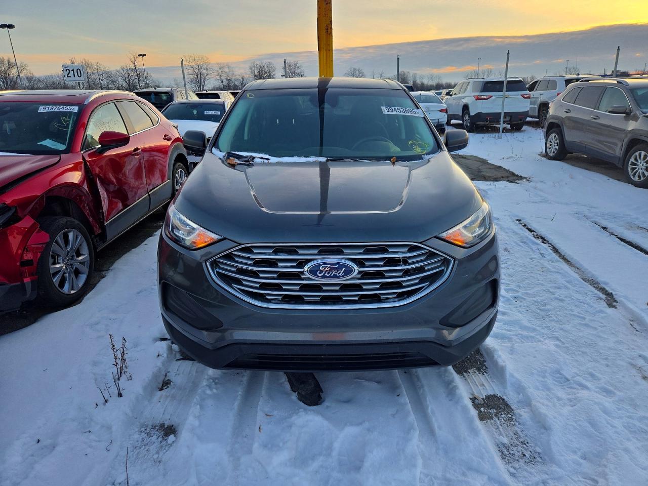 2019 FORD EDGE SE photo 5