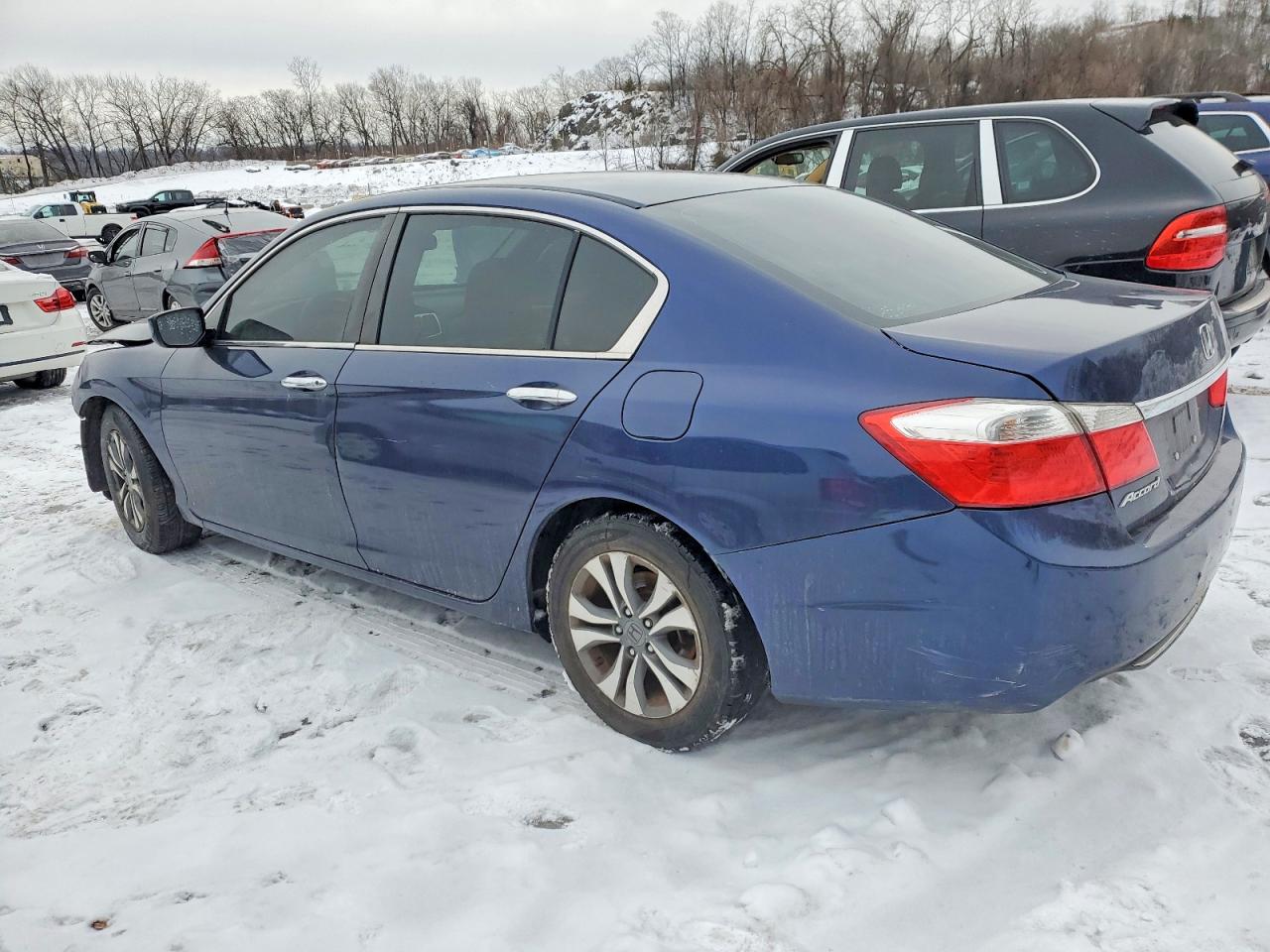 2015 HONDA ACCORD LX photo 2