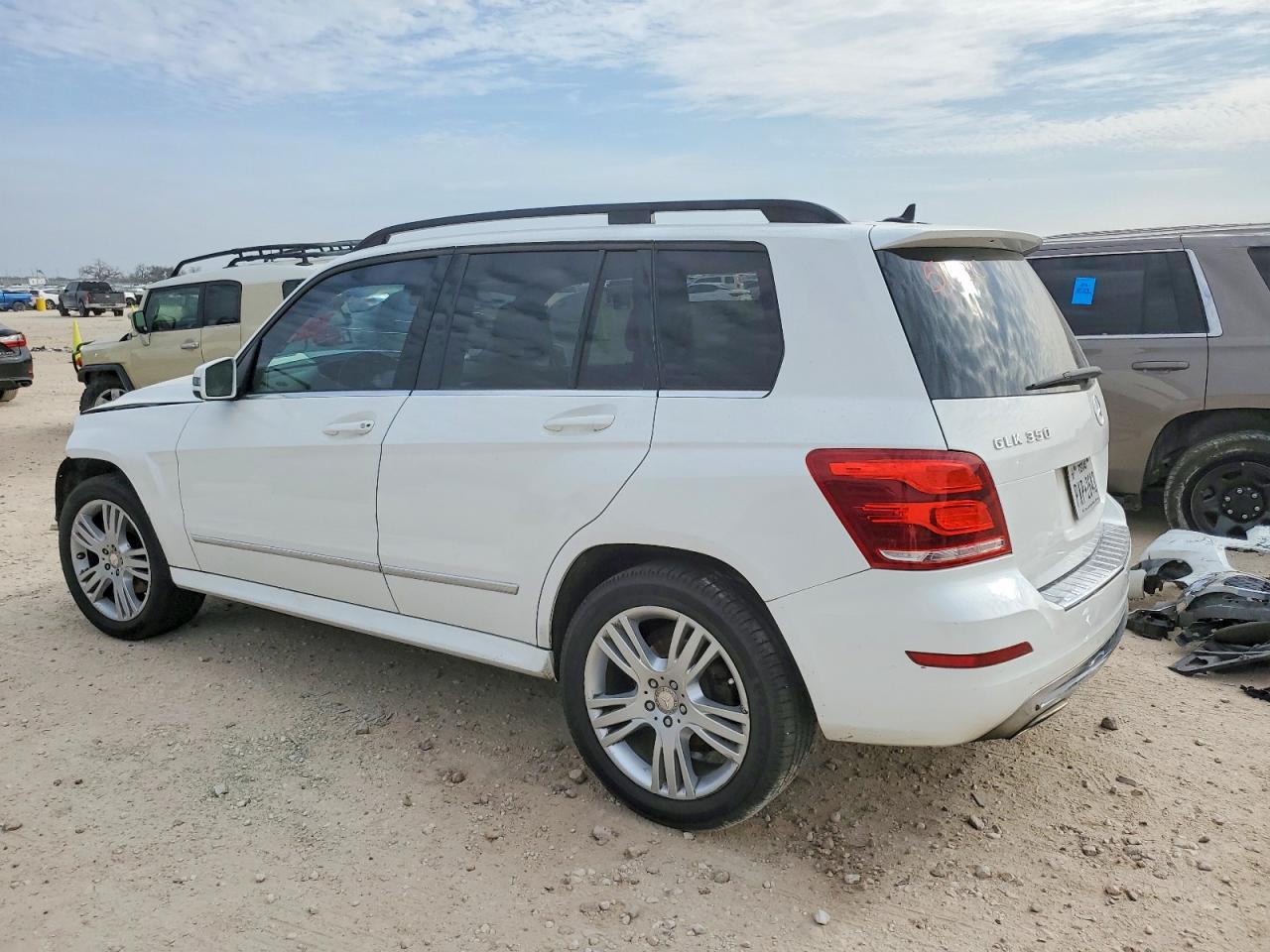 2013 MERCEDES-BENZ GLK 350 photo 2