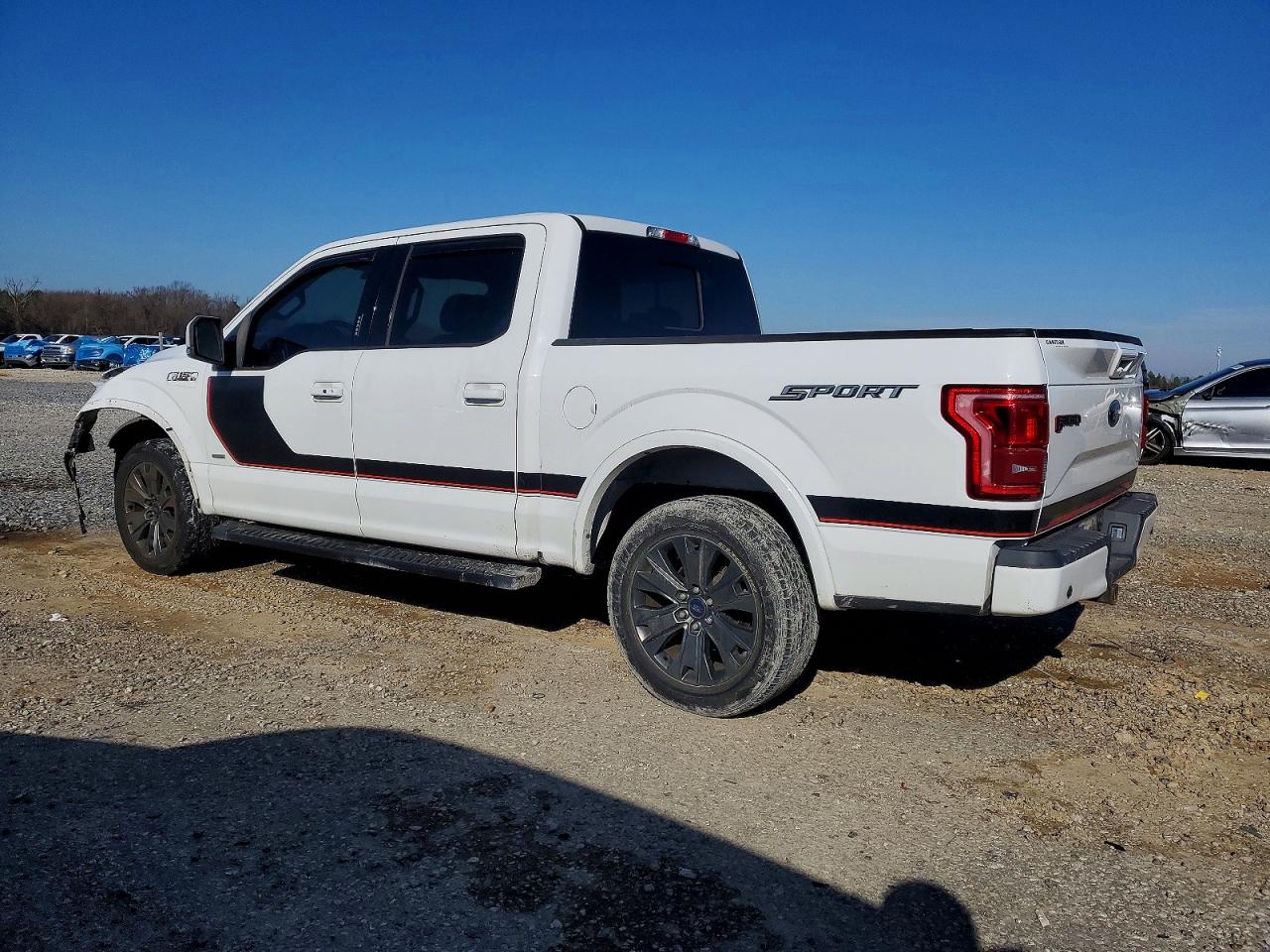2016 FORD F150 SUPERCREW photo 2