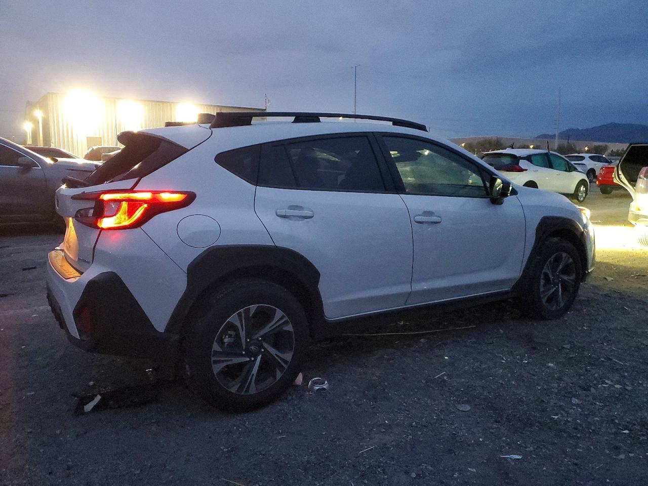 2024 SUBARU CROSSTREK PREMIUM photo 3