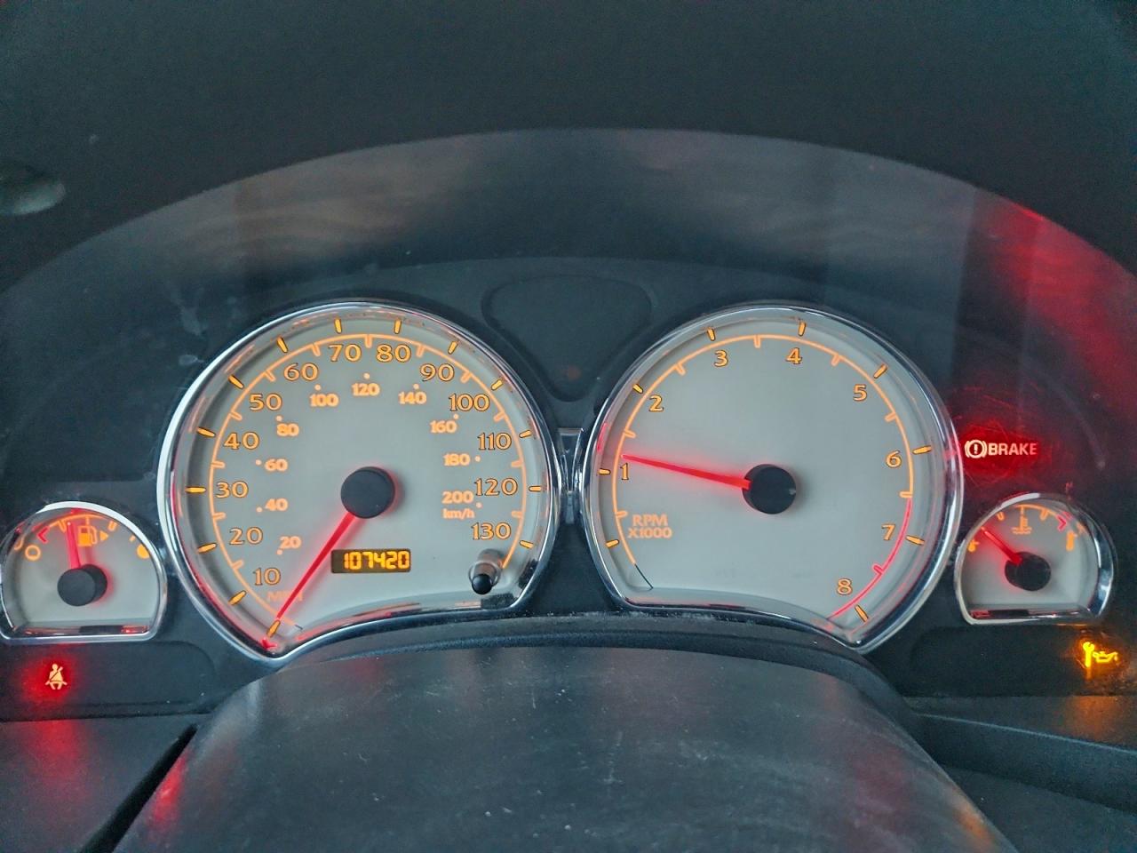 2005 SATURN VUE photo 9