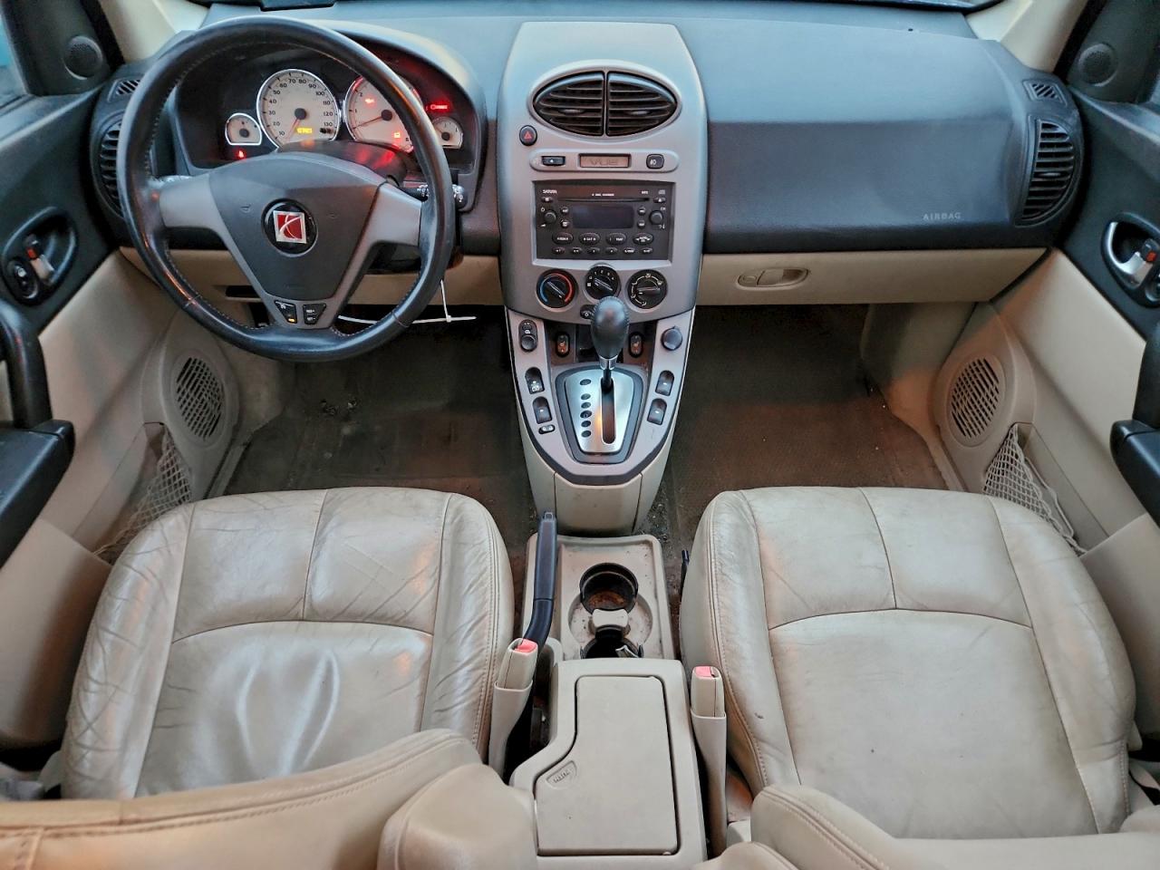 2005 SATURN VUE photo 8