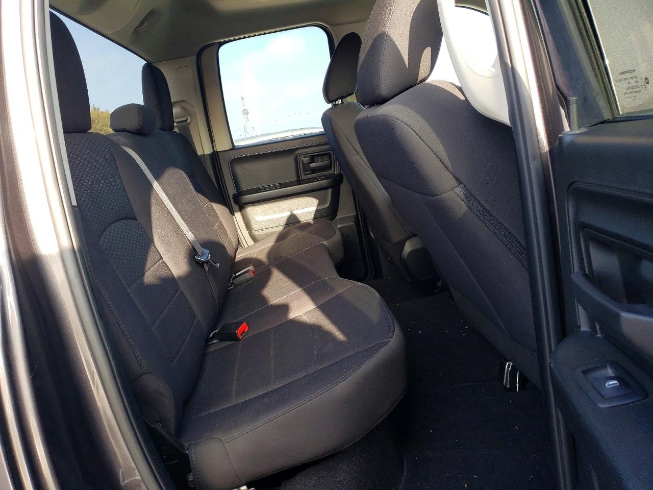 2019 RAM 1500 CLASSIC TRADESMAN photo 10
