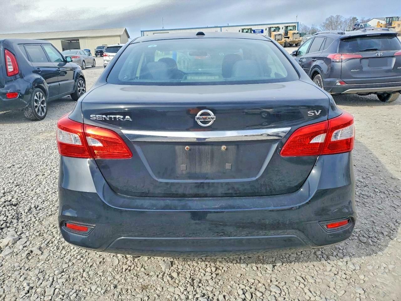 2017 NISSAN SENTRA S photo 11