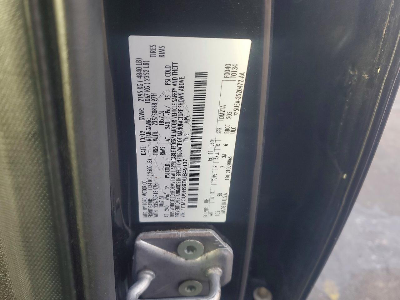 2013 FORD ESCAPE SEL photo 12
